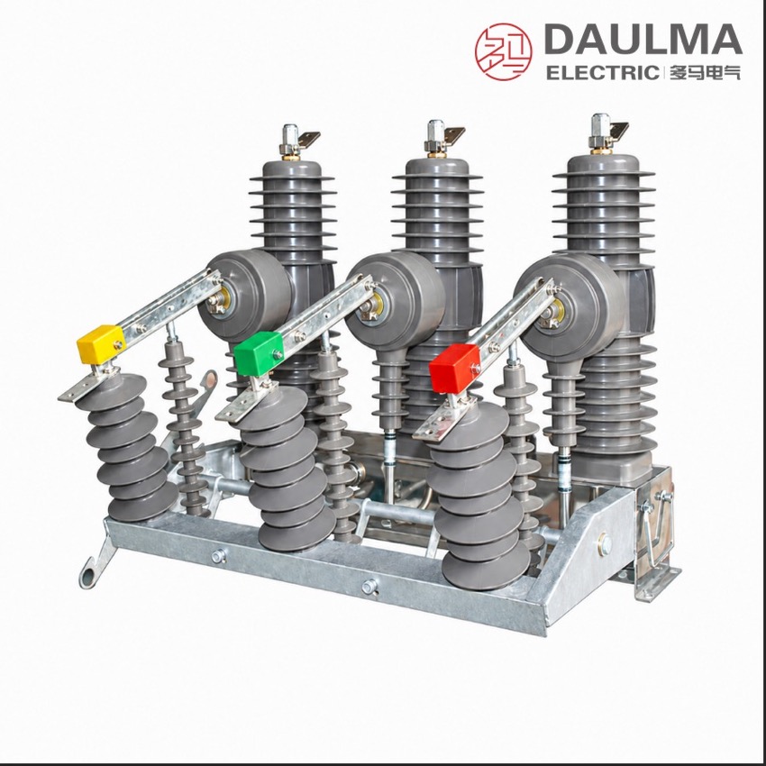 ZW32-24 Outdoor High Voltage Vacuum Circuit Breaker 24kV Thomas Electric ZW32-24 Outdoor High Voltage Vacuum Circuit Breaker 24kV - display